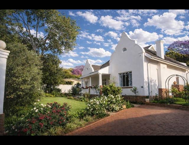 4 BEDROOM PROPERTY TO RENT IN MUCKLENEUK